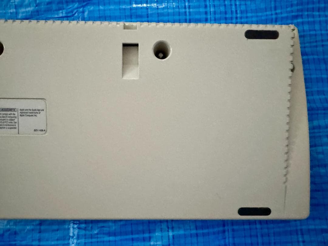 Mac Color ClassicII + 外付MOドライブ + メカニカルキー