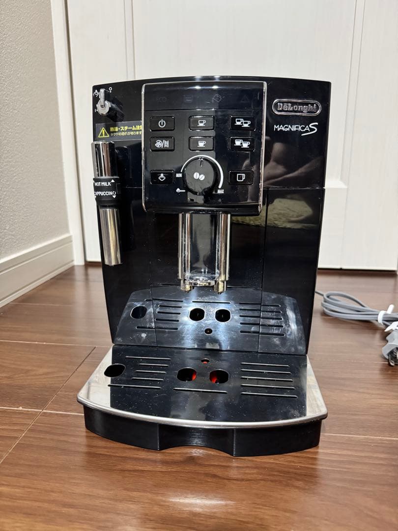 De'Longhi Magnifica S コンパクト全自動エスプレッソマシン
