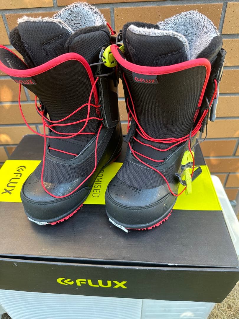 新品未使用　FLUX スノーボードブーツ VR SPEED サイズ23.5