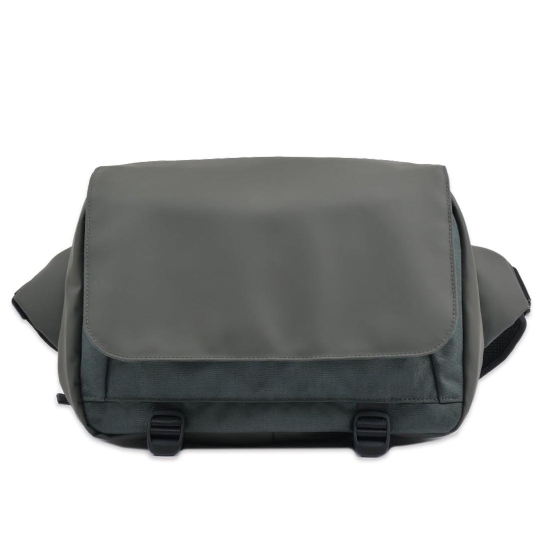 新品未使用　TOUGH BIG SLING BAG KHAKI