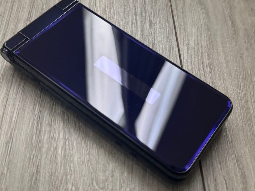 AQUOS ケータイ SH-01J ブルーブラック