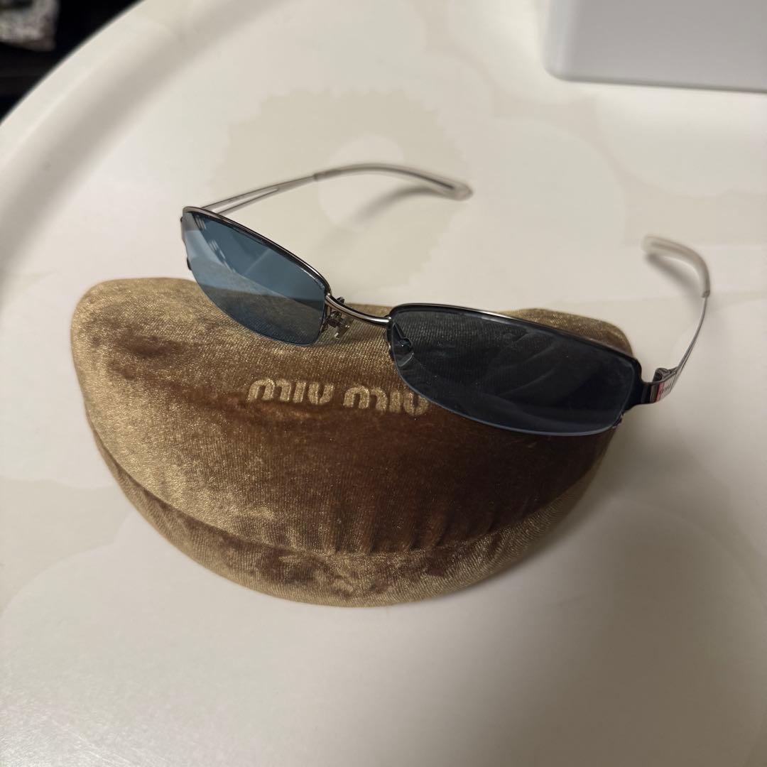 MIU MIU ビンテージサングラス
