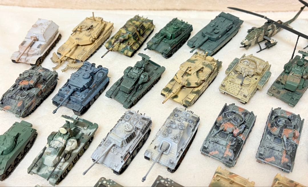 戦車 フィギュア 1:144スケール まとめ売り