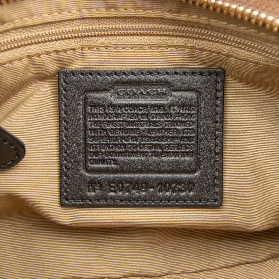 A146【美品】COACH／コーチ　アクセサリーポーチ　ハンドバッグ　シグネチャ