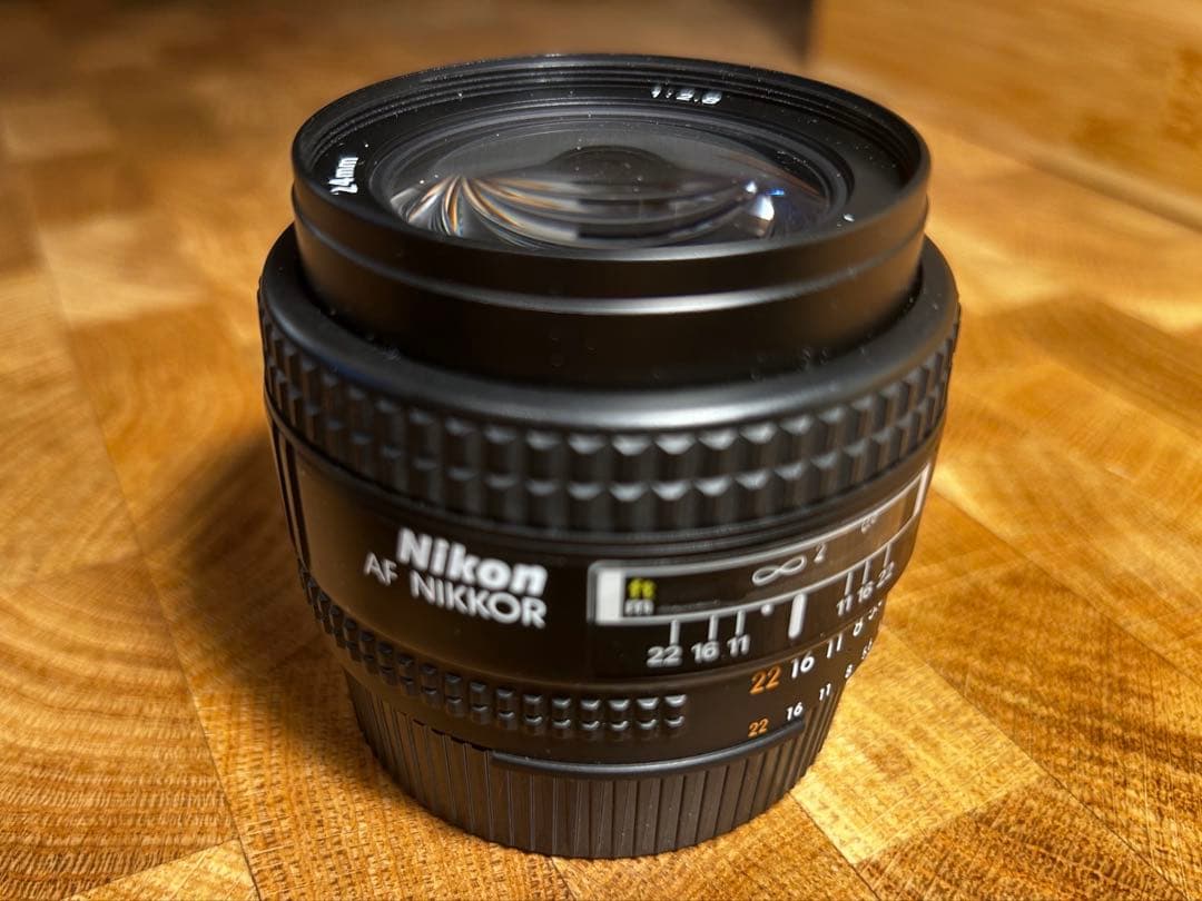 Nikon AF NIKKOR 24mm f/2.8 ニコン単焦点