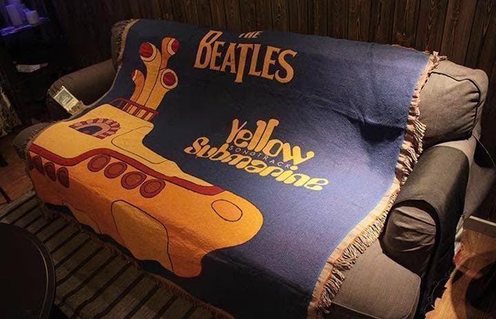 【BEATLESS】壁掛け　タペストリー ベット ソファ カバー のれん