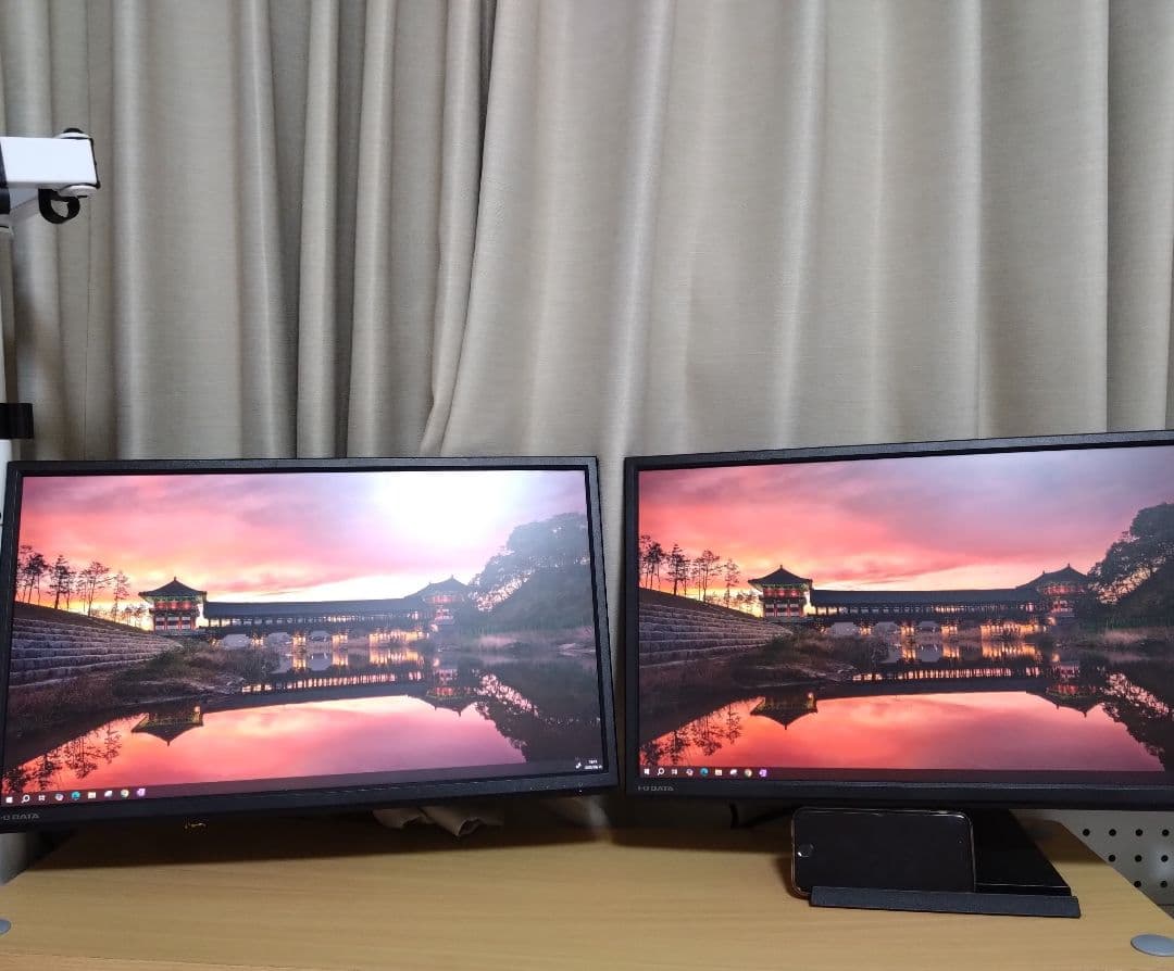 2台21.5型ワイド液晶ディスプレイLCD-MF224ED 広視野角ADSパネル