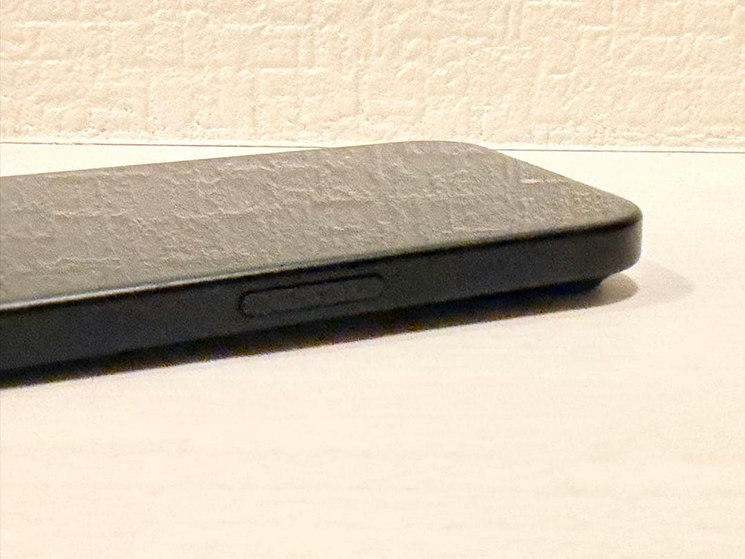 iPhone15 ブラック SIMフリー256GB バッテリー88%