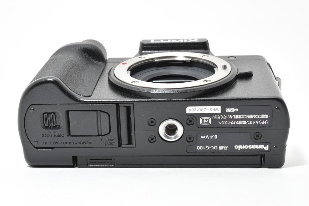 新品級■ショット数1290回■パナソニック LUMIX DC-G100 ボディ