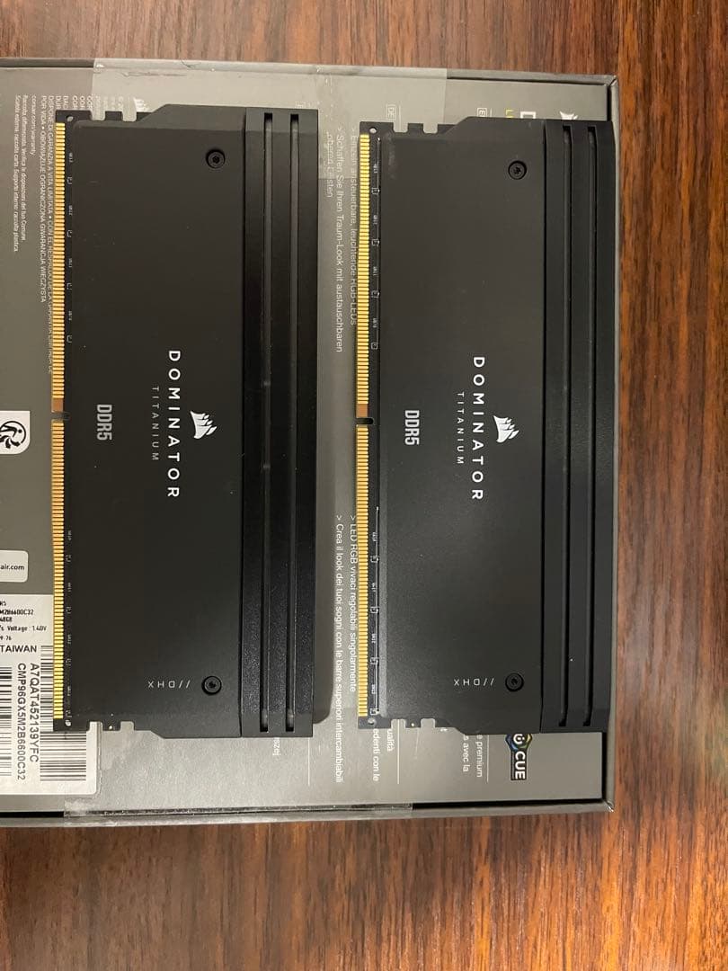 メモリー Dominator Titanium DDR5 96Gb 6600Mhz