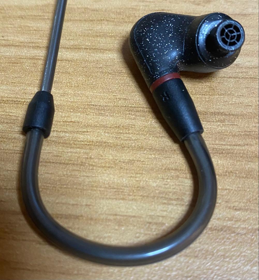 イヤホン Sennheiser IE 300