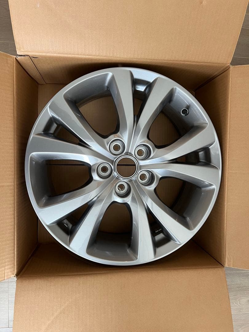 MAZDA cx-30 純正ホイール①