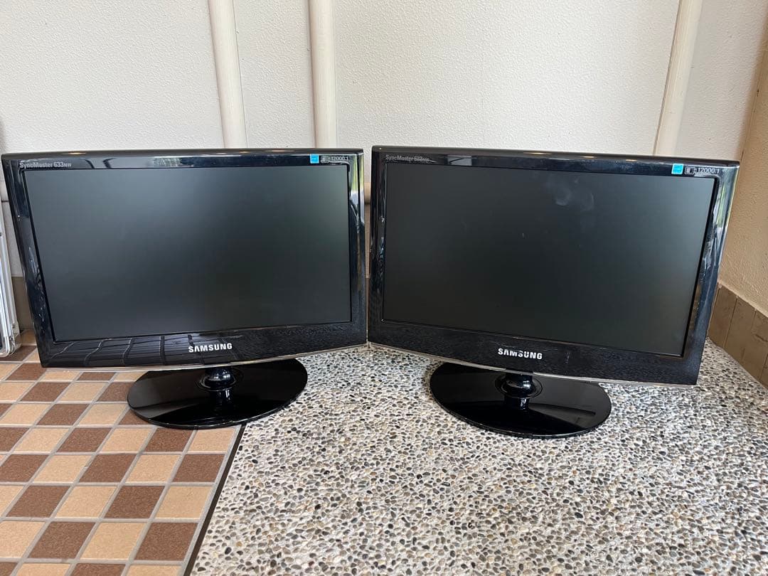 ★サムスン★モニター　2台セット
