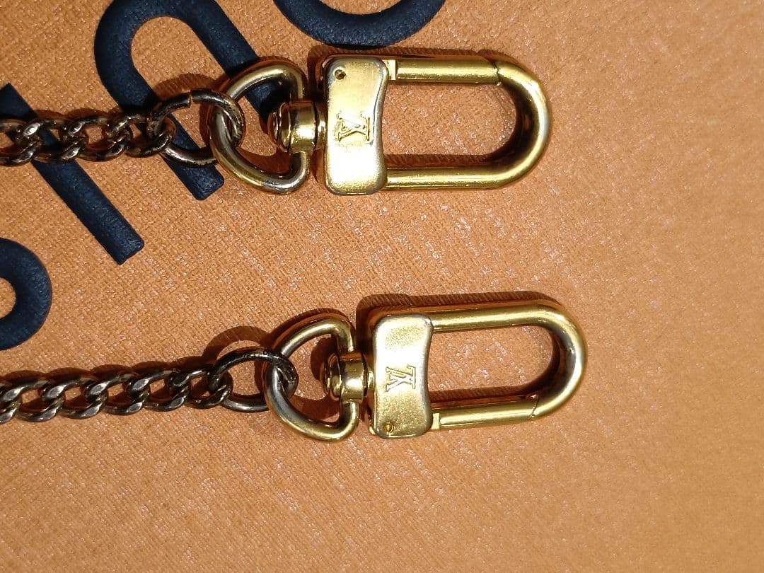 LOUISVUITTON ウォレットチェーン