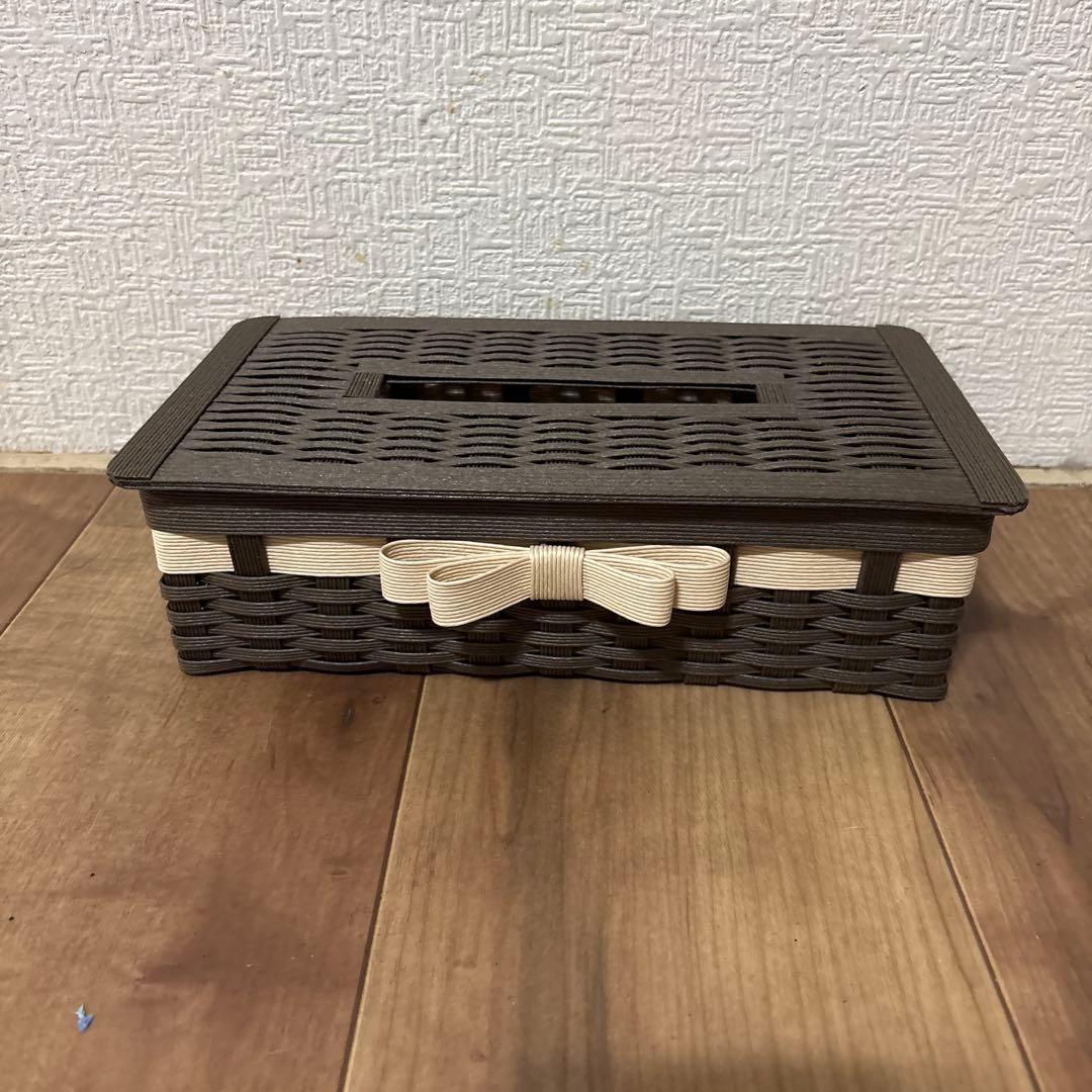 minoriページ　クラフトバンド　かご