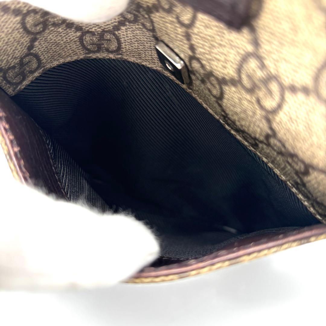美品 グッチ ショルダーバッグ GG スプリーム ロゴプレート 斜め掛け メンズ