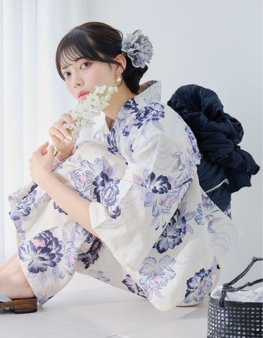 牡丹流れる清流浴衣 【浴衣3点セット 浴衣/帯/下駄】 　Sugarnine