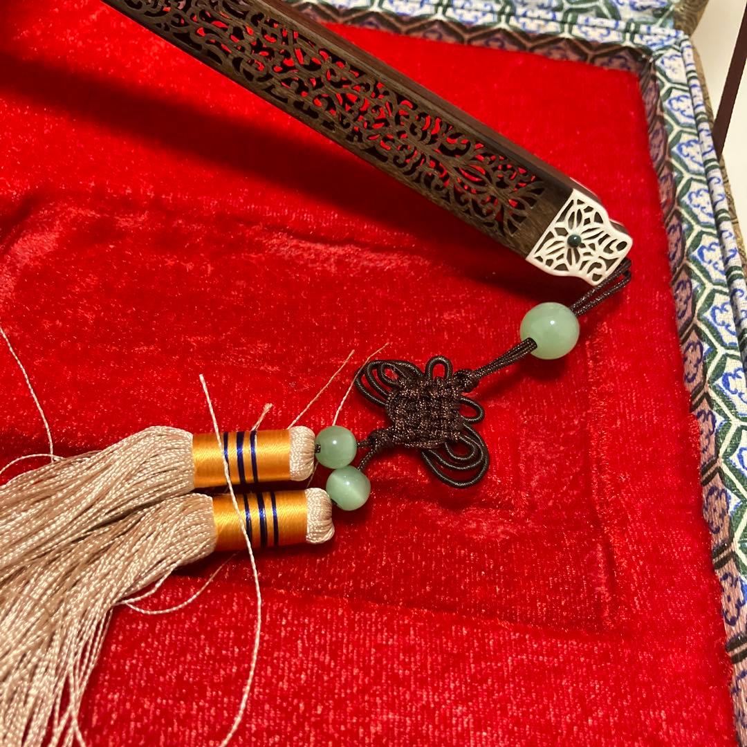 中国美術 唐木造 白檀透彫刻 翡翠 軍配型硯屏 団扇　唐物？