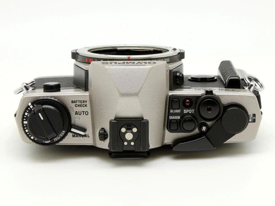 Olympus OM-4 Ti チタンボディ 一眼レフフィルムカメラ オリンパス