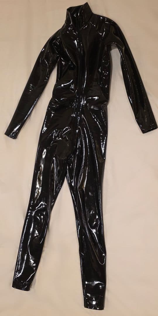 affix parapara エナメルキャットスーツ