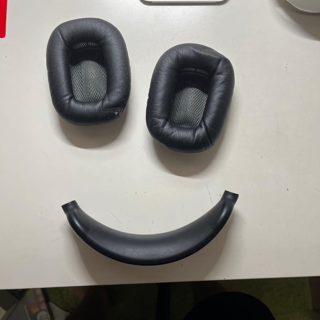 AirPods Max ホワイト　値下げ承ります❗️❗️