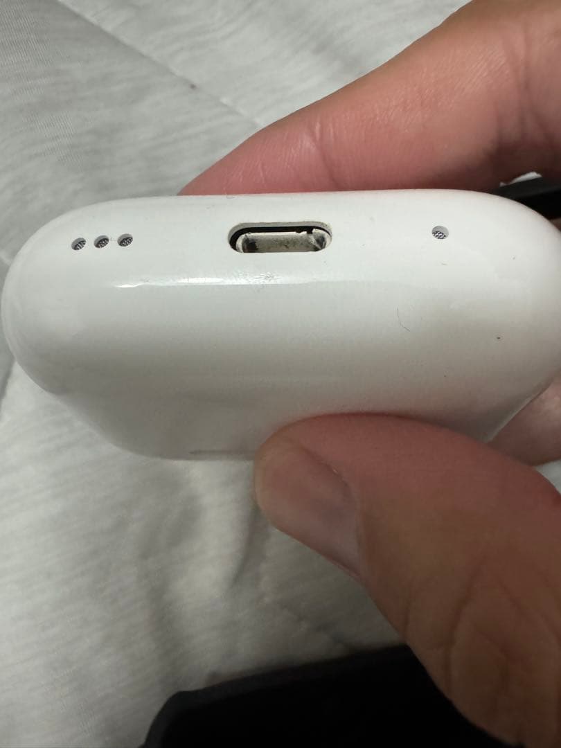 ダ*ケ様 AirPods Pro 第二世代　ワイヤレスイヤフォン 本体　訳あり品