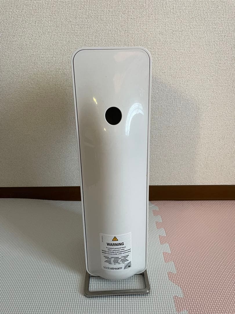 ソーダストリーム　本体　ガスシリンダー3本　ボトル付　sodastream