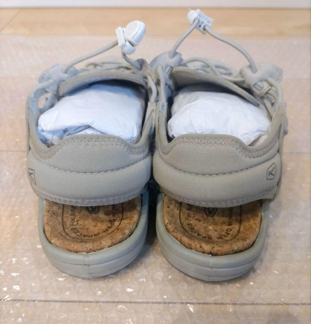 KEEN　キーン　ユニークツーオーティー ベージュ　27.5センチ