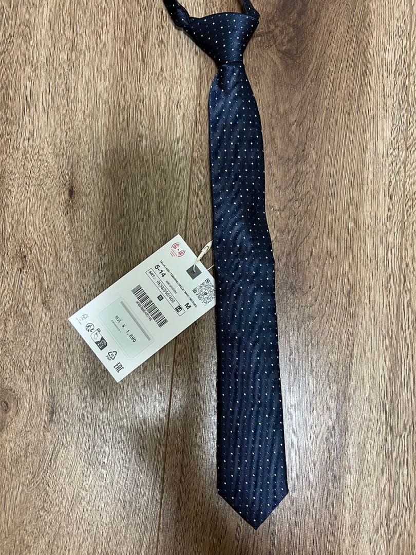 値下げ！新品タグ付き ZARA キッズ 上下スーツセット ネクタイ3点セット