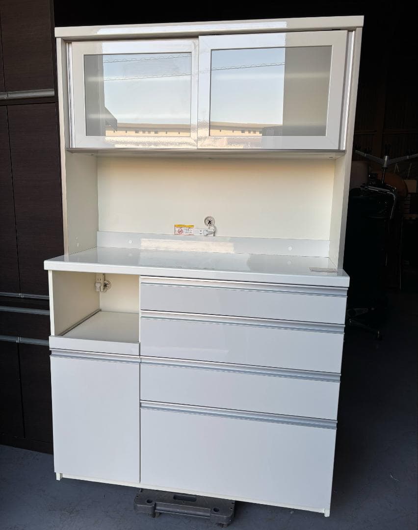 ひよこ( ・θ・) 最高級 PAMOUNA キッチンボード食器棚 Used