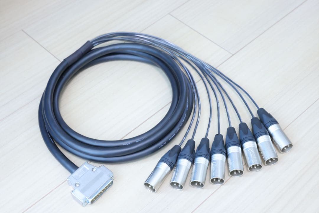 【DB25/XLR】8ch マルチケーブル MOGAMI 2932 3M