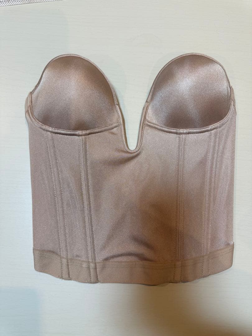 ベージュ ブライダルインナー ストラップ付き