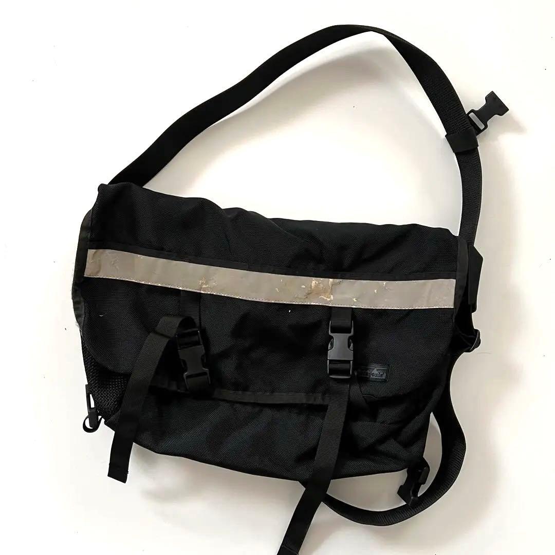 パタゴニア クリティカルマスバッグ　メッセンジャーバッグ　ブラック