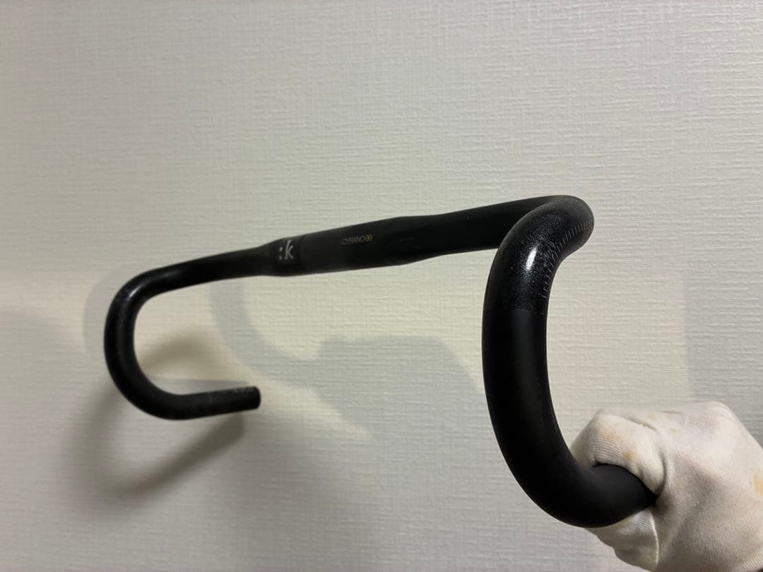 Fizik Cyrano 00 Snake 400mm ドロップハンドル
