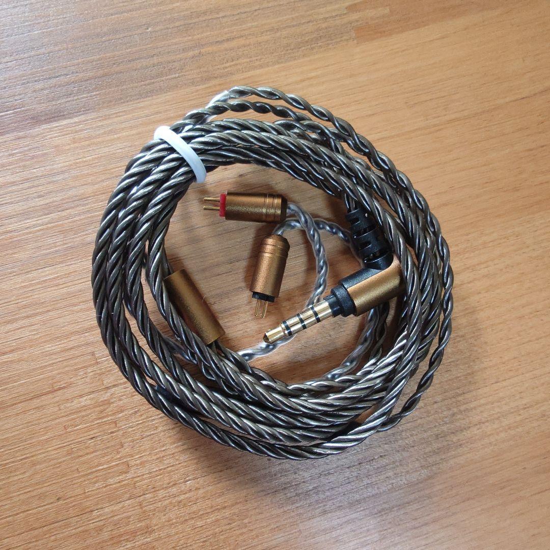 有線ピヤホン3 + 龍柱4.4バランスケーブル