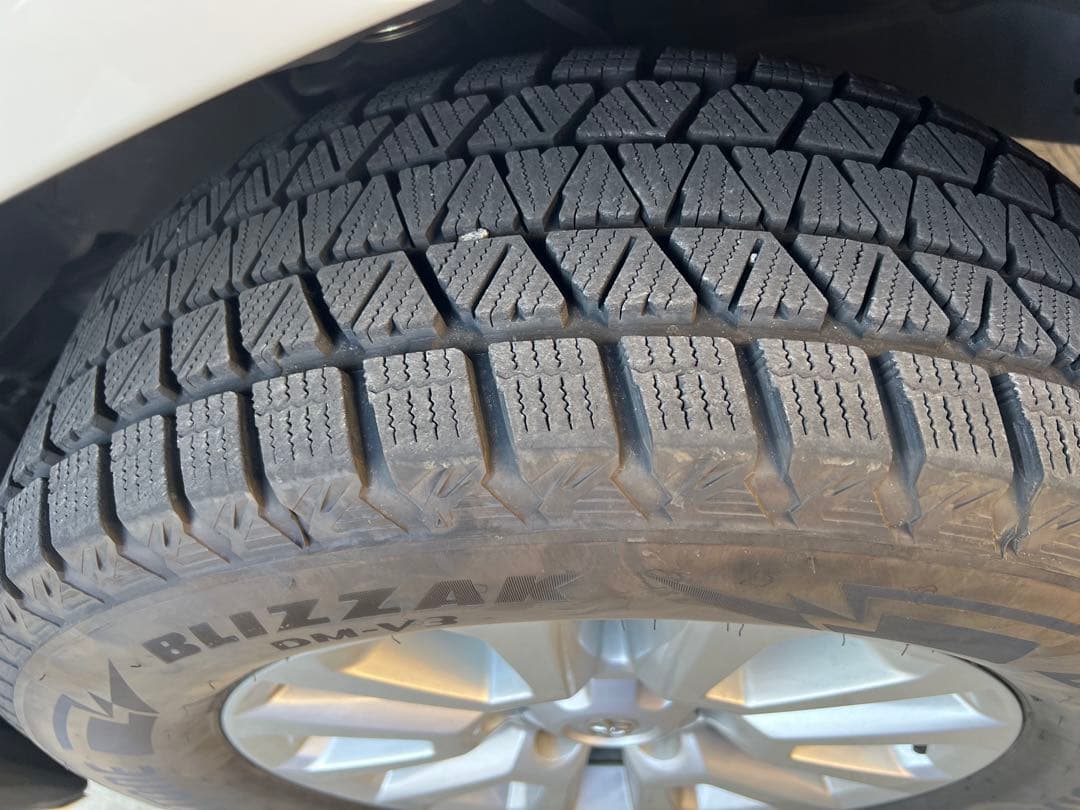 265/60R18 1100 150 プラド スタッドレスタイヤ　5本