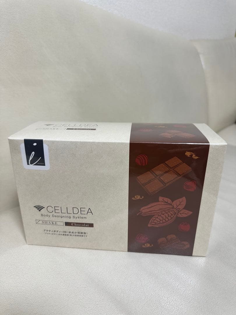 ダイアナ　CELLDIA セルディア・シェイク（ショコラ） 20袋