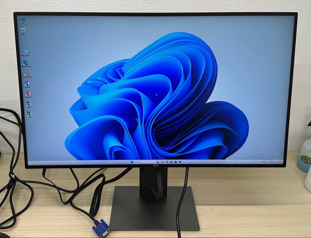 DELL U2719D 27型ワイド液晶モニタ2560x1440 HDMI