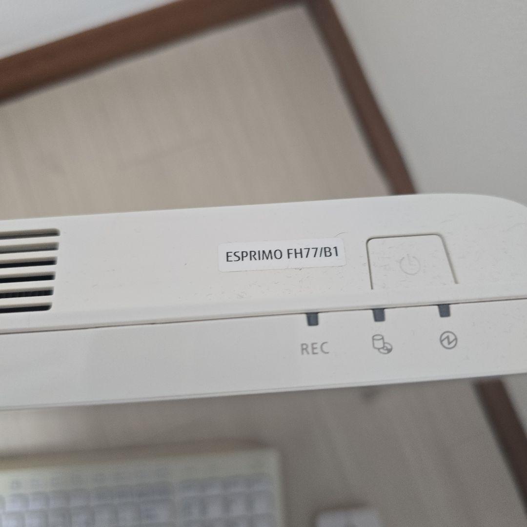 リ*ン様 富士通 ESPRIMO FH77/B1 i7 4GB デスクトップパソ