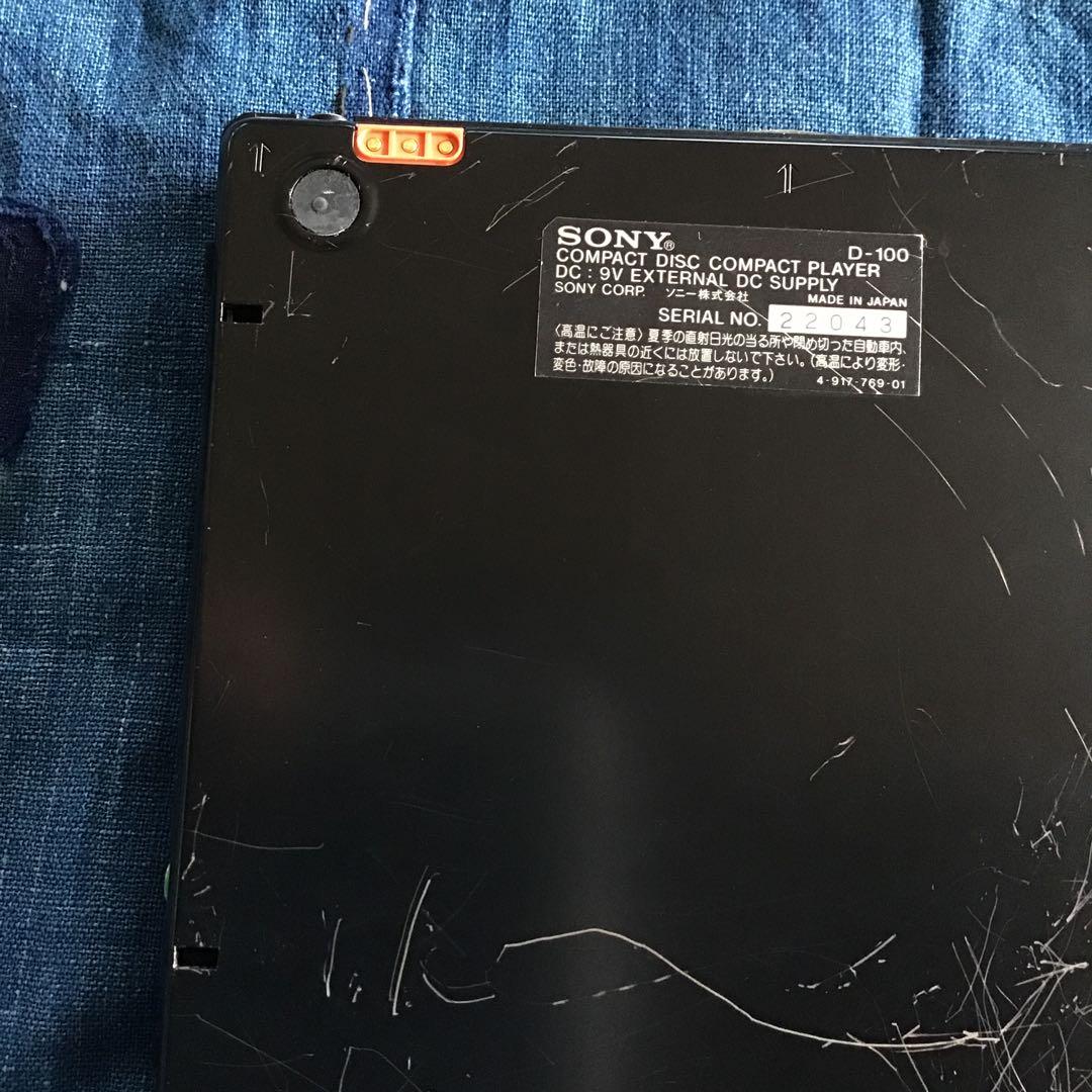 SONY Discman ポータブルCDプレーヤー　D₋100