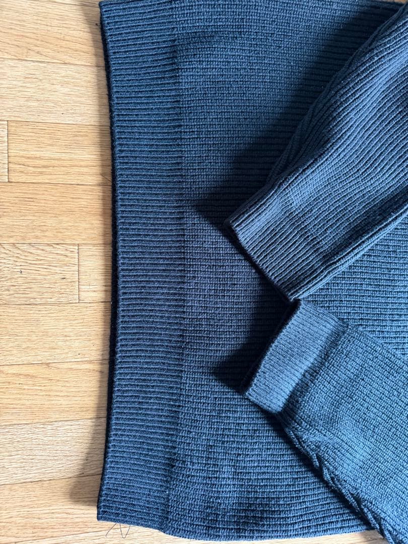 CELINE ブラック ロゴニット