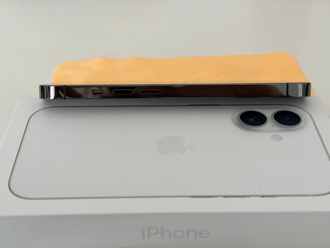 Apple iPhone 13 Pro グラファイト128GB本体