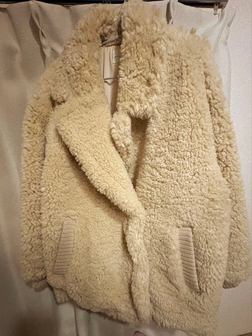 pinue ボアブルゾン　アウター　ベージュ