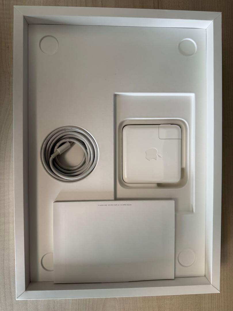 アップル Macbook Pro 13インチ 2020 Intel