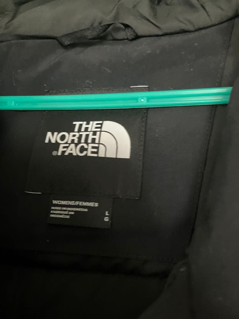 ノースフェイスのモッズコート、表示サイズより大きめ