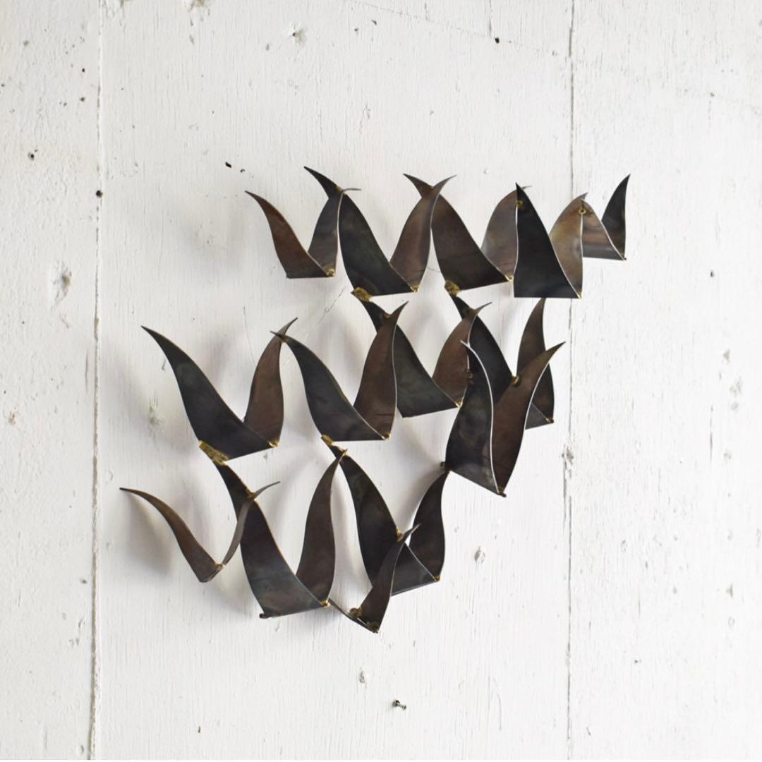 金属製の鳥のオブジェ　アンティーク　壁飾り
