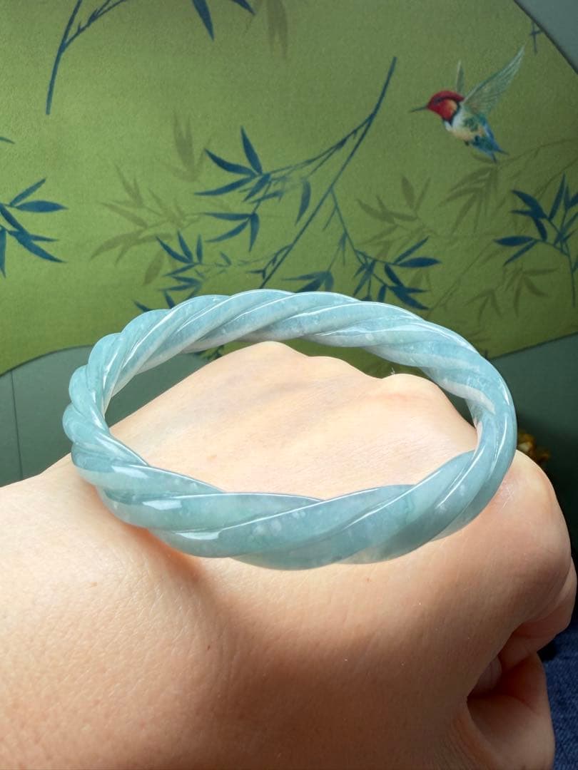 新入荷⭐️天然本翡翠　個性的、氷藍水原色ブルーネジ式バングル　鑑定書付き