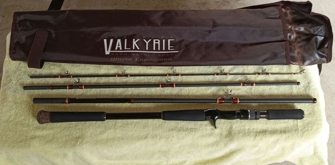 VALKYRIE シーバスロッド 4ピース　パックロッド