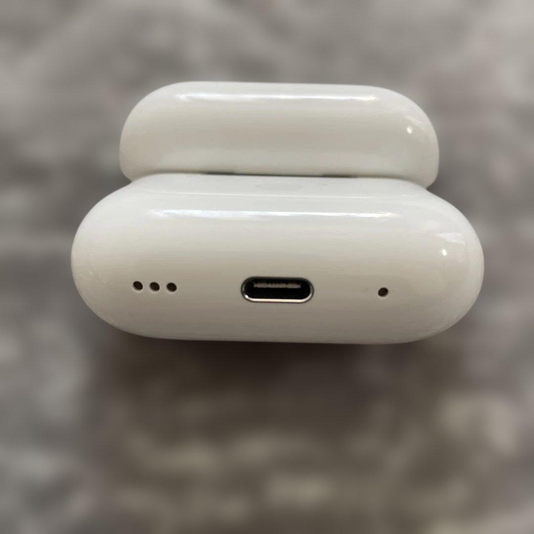 Apple AirPods Pro 2 USB-C充電【右耳ジャンク】