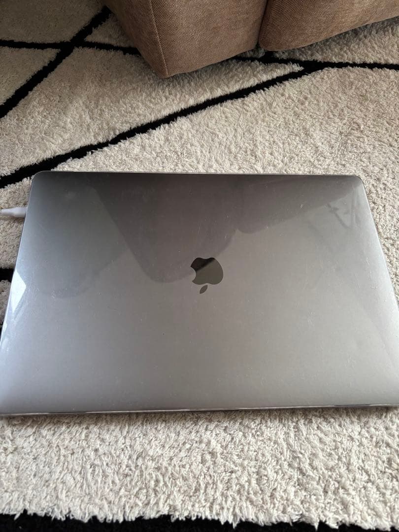 MacBook Pro MVVJ2J/A スペースグレイ 2019年モデル